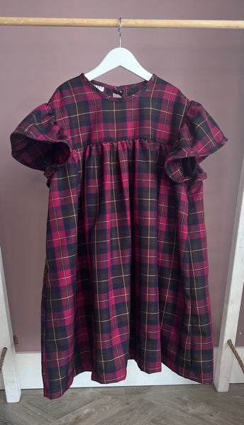 Winterberry Pixie